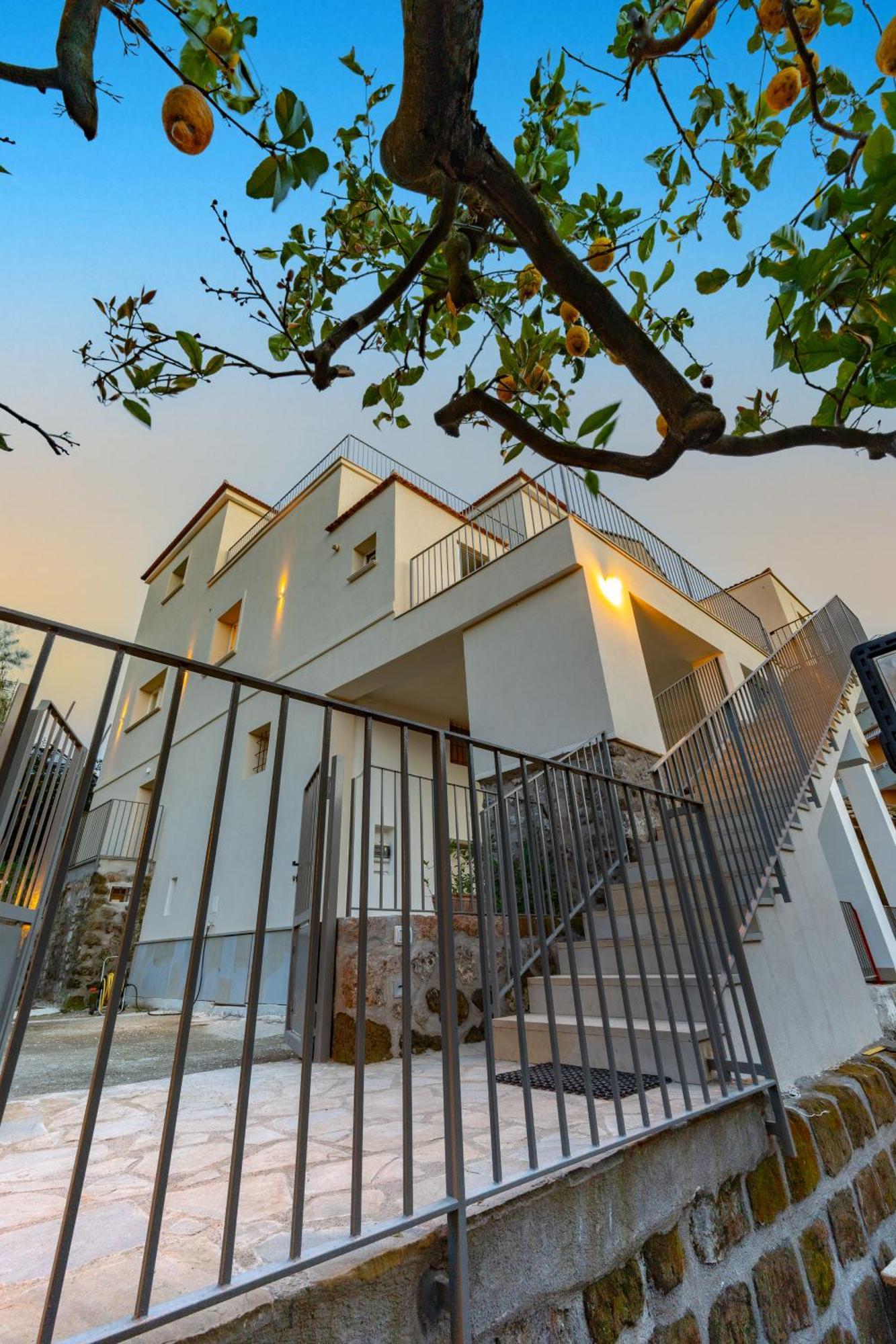My Home Sorrento Bagian luar foto
